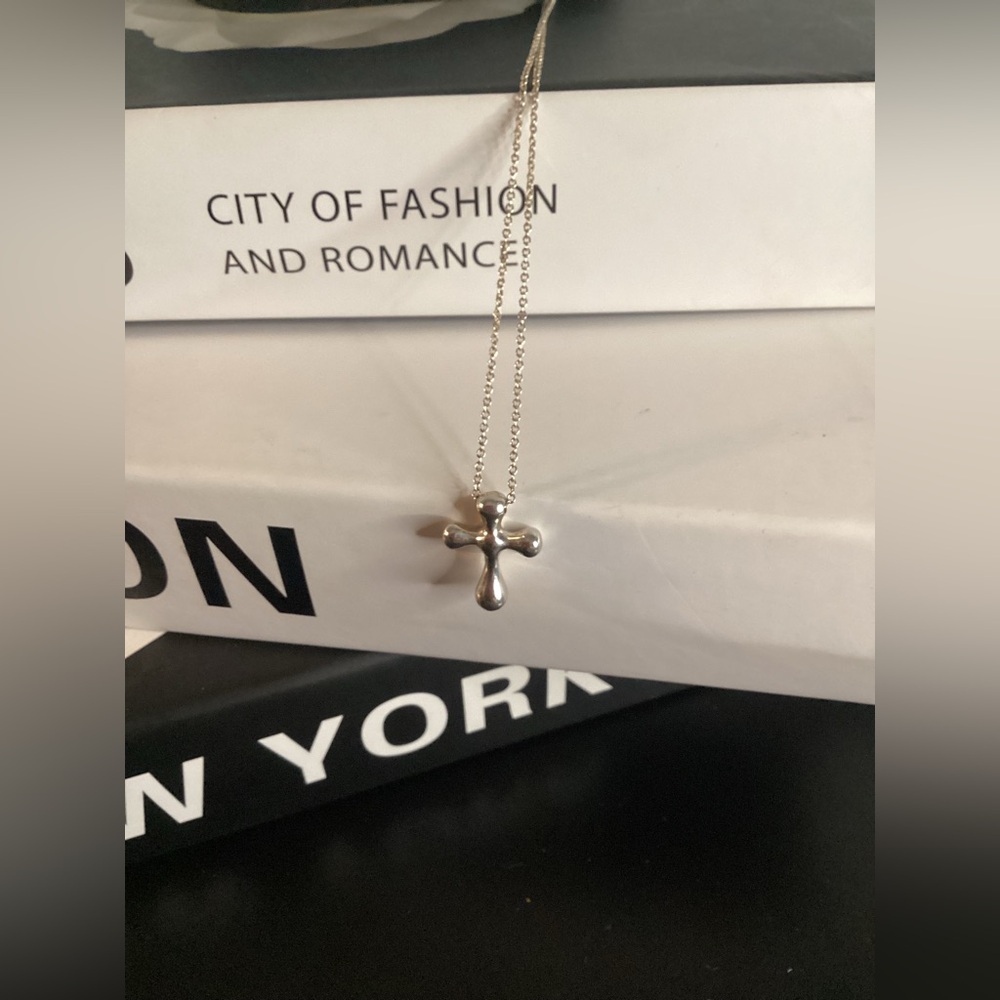 Authentic Tiffany & Co. Elsa Peretti Cross Necklace